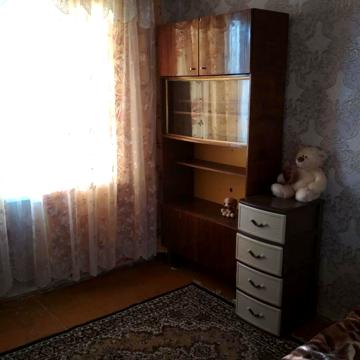 Валентинівська вул., 13