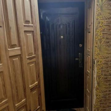 Продам  2-х кімнатну квартиру від власника район  Коротченко