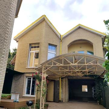 Довгострокова оренда 4к Дім Андрея Шептицького (Сташкова) вулиця