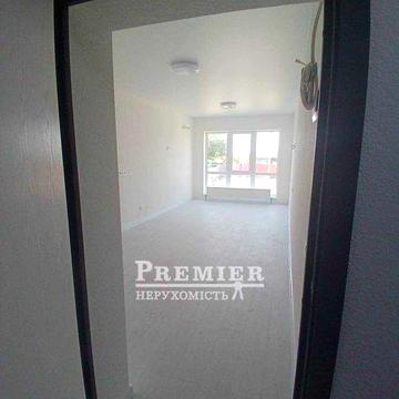 Пропонується до продажу квартира-студія.