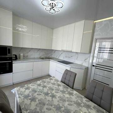 У продажу добротна 2к квартира в новобудові з ремонтом! ід 39498