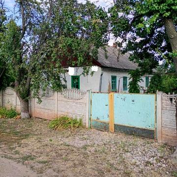 Продам дом на поселке Бажанова район 173 кв-ла