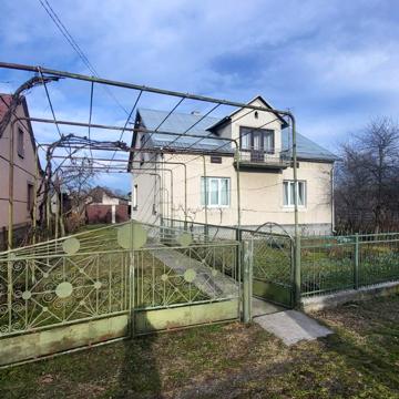 Лесі Українки, 14