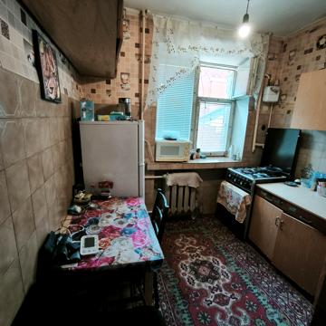 Героїв Майдану, 46