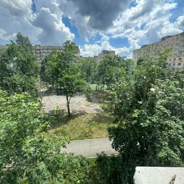 Героїв просп., 23