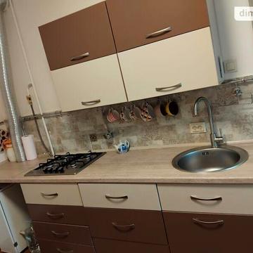 Продаж 2к Квартира Сяйво вулиця