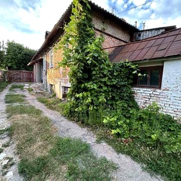 Продаж квартири на землі по вулиці Псільська..