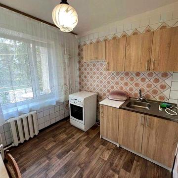 Продам 2-кімнатну чешку на ПОЛОВКАХ