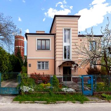 Продам будинок вулиця Херсонська (Кибальчича) біля парку Залізна вода