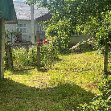 Продається затишний будинок з садом у с.Гаї-Розтоцькі біля Тернополя.