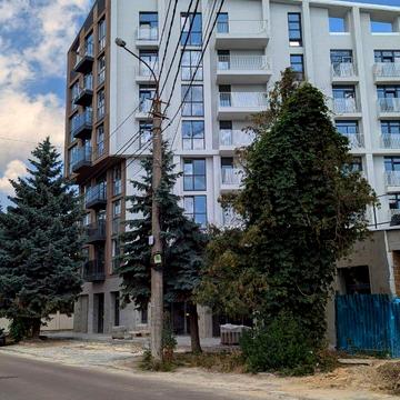 Вишиванка вул. (Орлова), 2