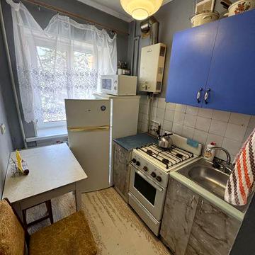 2-К Центр , Мед Академия