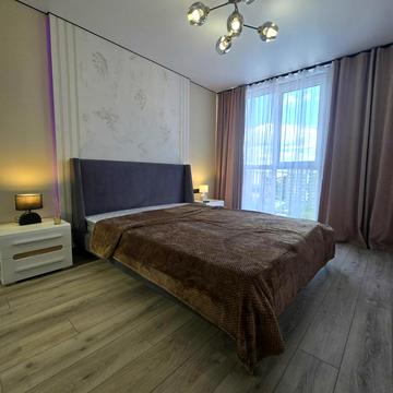 Якова Гніздовського вул., 8