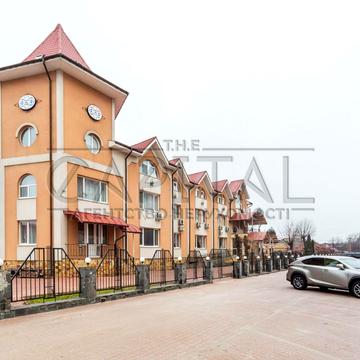 Білогородська вул., 68Б