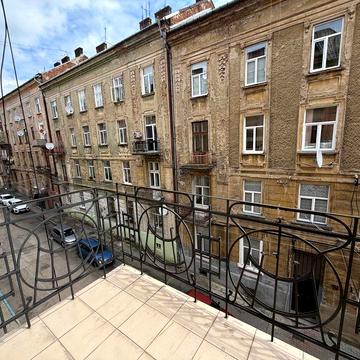 3-х кімнатна квартира в центрі Чернівців