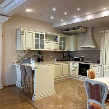 Шевченка просп., 33