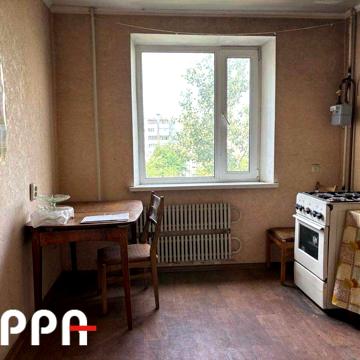 Продаж 3-кімнатної квартири під ваш ремонт