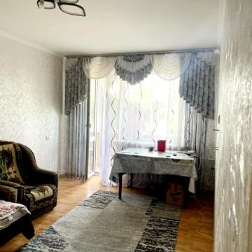 Андрія Первозванного вул. (Стахурського), 80