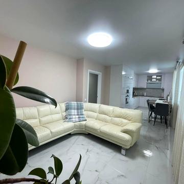 Злуки просп., 45-Б