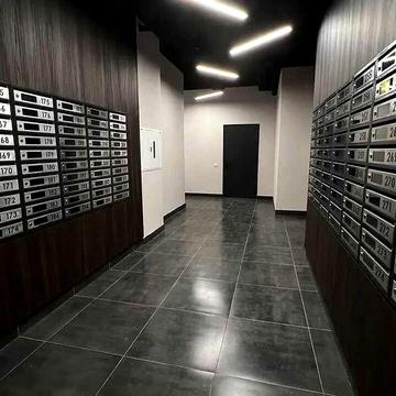 Повністю здана готова до ремонту 1-кімнатна квартира біля ТРЦ Велес
