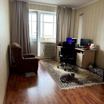 Продам 3 комнаиную на Грицевца 51 а