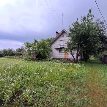 Продам добротний 1992р. будинок у Романові вул. Польова