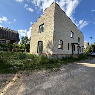 Продам дуплекс в чистовому та опаленям