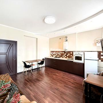 Братів Гипиків вул. (Оренбурзька), 4