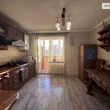 Продаж 3к Квартира Євгена Коновальця вулиця