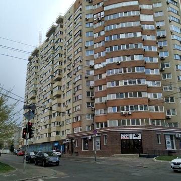 Вул.Смілянська 15 ,чудова 2 кімнатна квартира ЖК Киівгорстрой
