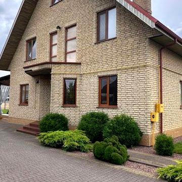 Рованці сучасний будинок з ремонтом та банею
