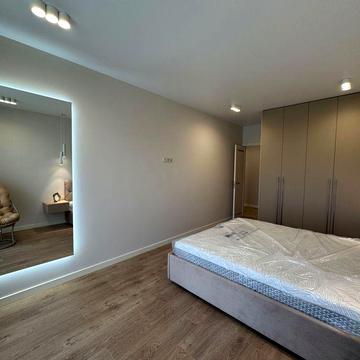 Сучасна квартира біля озера з дизайнерським ремонтом — 3 поверх, ліфт