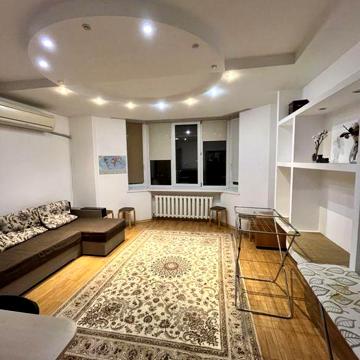 Оренда 2к квартири 75кв.м. Зої Бутенко 7а (метро Васильківська)