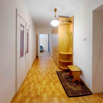 Реальна оренда 2 кім.  квартири вул. Низинна, ремонт 14000грн.