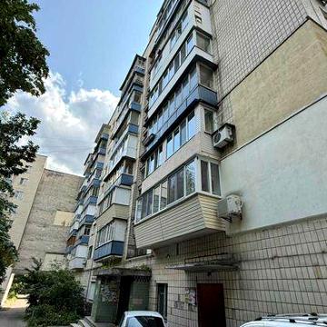 м.КПІ-10хв.пішки,4/9ц,54м2 під ремонт