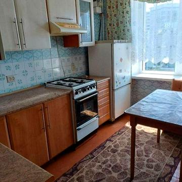 Зарічанська вул., 24