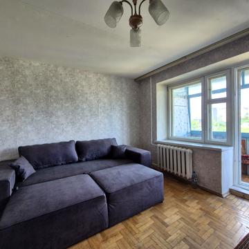 Валерія Лобановського просп. (Червонозоряний), 96
