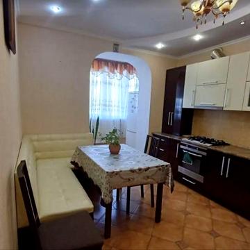 Оренда 2 кімн квартири на Поділлі
