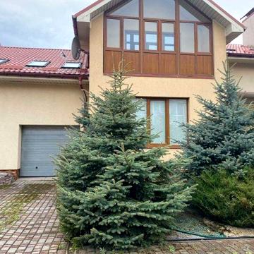 ПРОДАЖ! Котедж 160 кв.м. з меблями й ремонтом, є гараж (Радіозавод)
