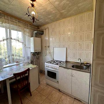 Продам 2-х  комнатную квартиру в Авангарде
