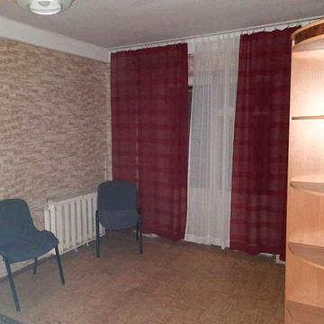 1-кімнатна метро "Берестейська" вул.Сікорського,6  вікна на парк