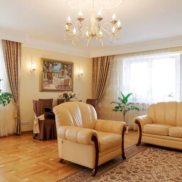Срібнокільська вул., 12