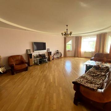 Будинок,380м2, с. Запитів, Камянка- Бузький  район