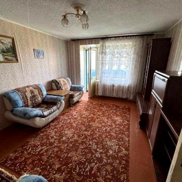 Продається двокімнатна квартира на вулиці Довженка