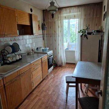 Продається 3 кімн.квартира  в цеглі на Сихові , вул.Хоткевича