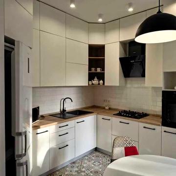 Продаю 3-к квартиру 77 м2  Центр, Сумская, метро Научная