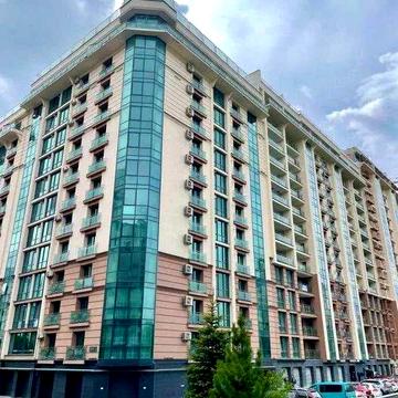 Продаж 3к в елітному ЖК з краєвидом на озеро, поруч з парком ЖК ГідроПарк