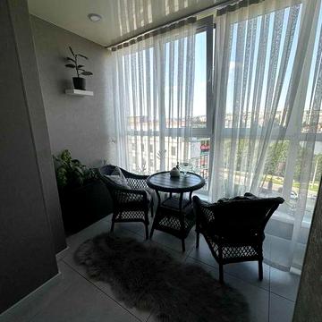 Продаємо 2км з виглядом на Озеро ,Преміум клас, меблі техніку залишаєм ЖК Голден Дрім