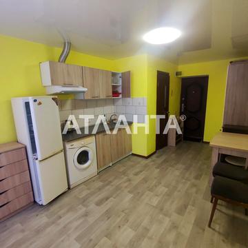 Новаторів вул., 13