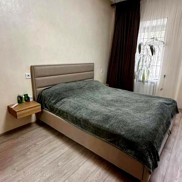 Болгарська вул., 43